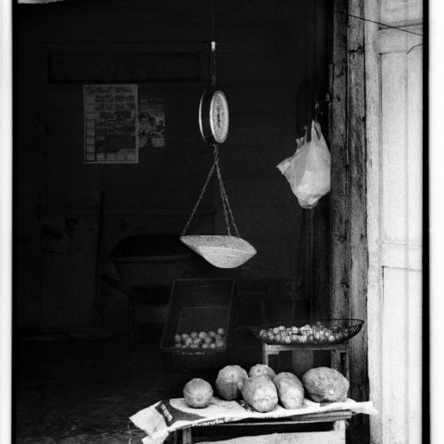 "San Bernardo del Viento # 16" de la serie "San Bernardo del Viento" / Técnica: fotografía análoga. Película: Kodak Tmax 400 / Dimensiones de la obra: cm.
