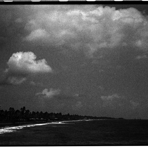 "San Bernardo del Viento # 64" de la serie "San Bernardo del Viento" / Técnica: fotografía análoga. Película: Kodak Tmax 400 / Dimensiones de la obra: cm.
