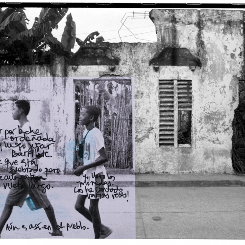 "La pared del Viento # 10" / Técnica: fotografía análoga, texto, dibujo. Película: Ilford Pan 100 / Dimensiones de la obra: 20 x 30 cm.