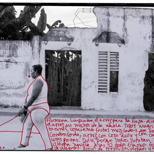 "La pared del Viento # 24" / Técnica: fotografía análoga, texto, dibujo. Película: Ilford Pan 100 / Dimensiones de la obra: 20 x 30 cm.