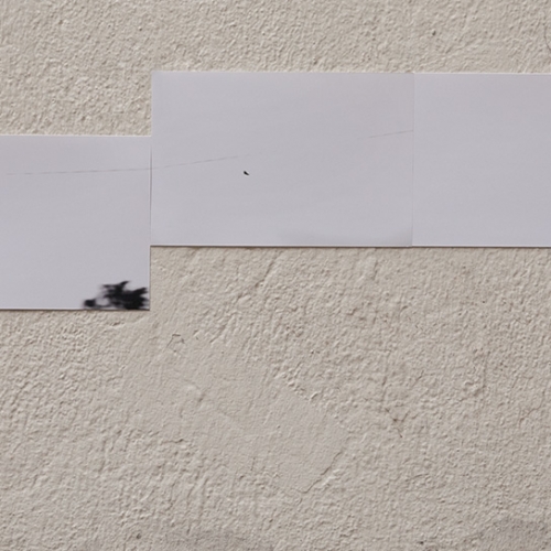 "José # 21" de la serie "José" / Técnica: fotografía digital y collage / Dimensiones de la obra: cm. / El fondo no hace parte de la obra.