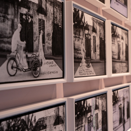 Montaje. 205 X 97 cm en total. Cuatro centímetros entre cada una de ellas. 